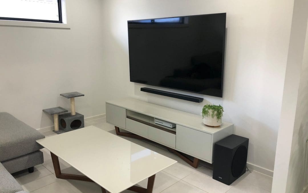 How TV Wall Mounting Enhances Your Home Theatre System